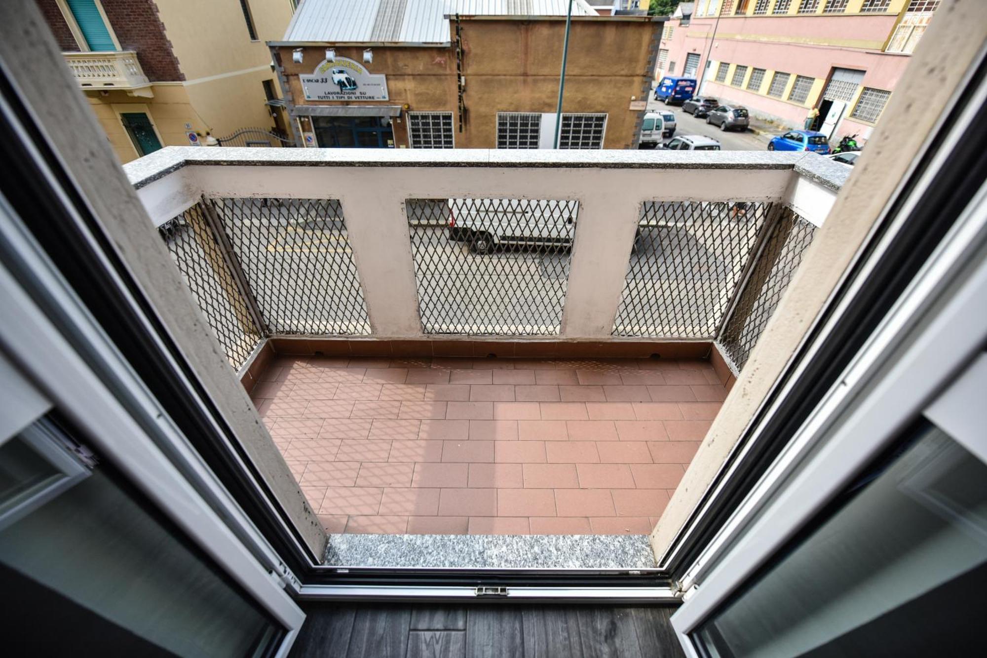 Benvenuti Casa Leo - Elegante Appartamento Torino Exterior foto